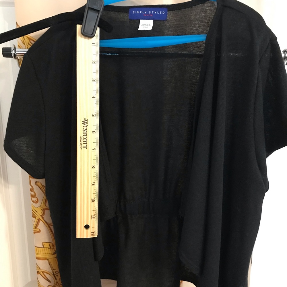 Cardigans - Picture 3 of 10